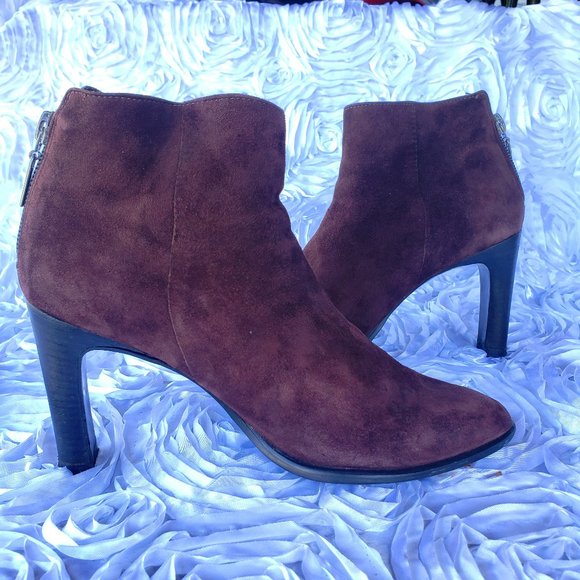 Nine West Brown Suede Almond Toe Cone Heel Zipper Ankle Booties Womens Size 5.5M - Picture 1 of 8